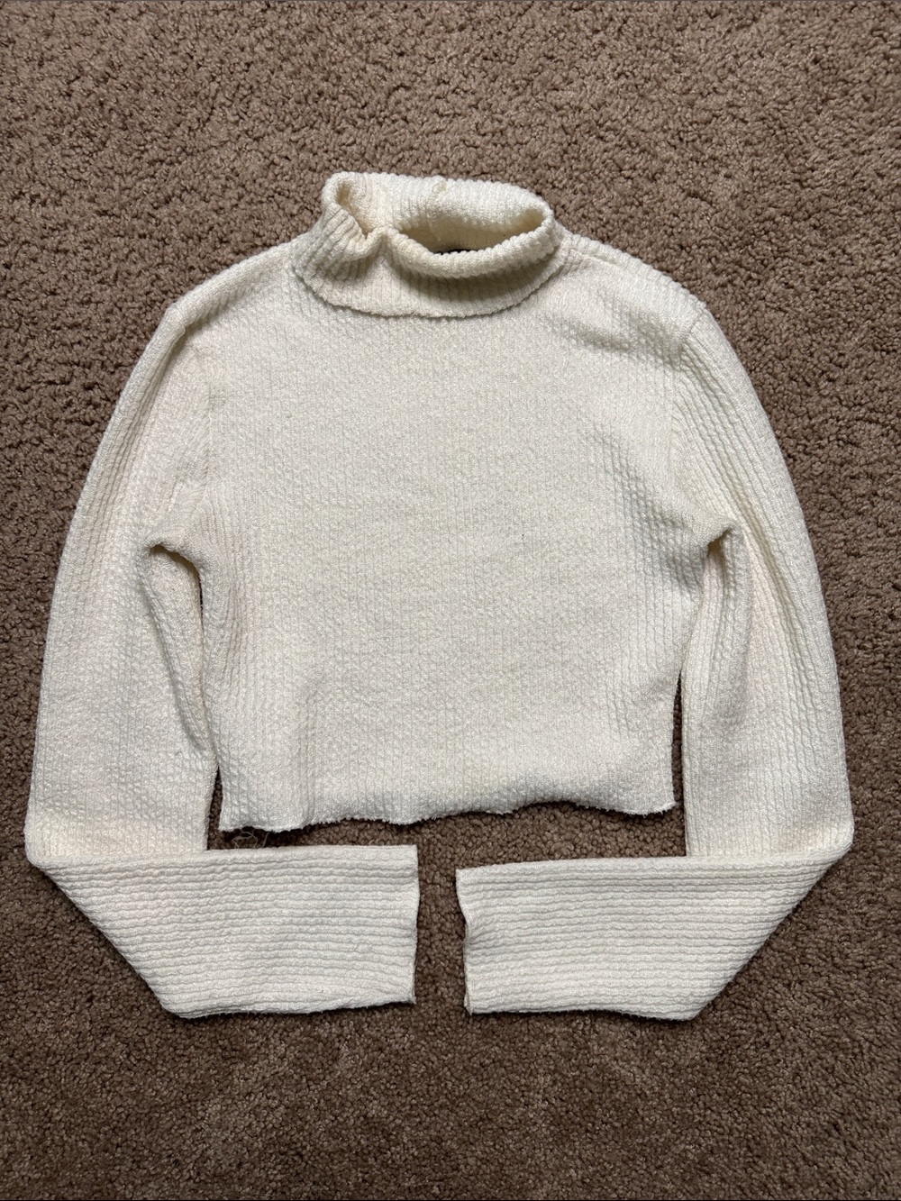 Bershka Cream Cropped Turtleneck Sweater